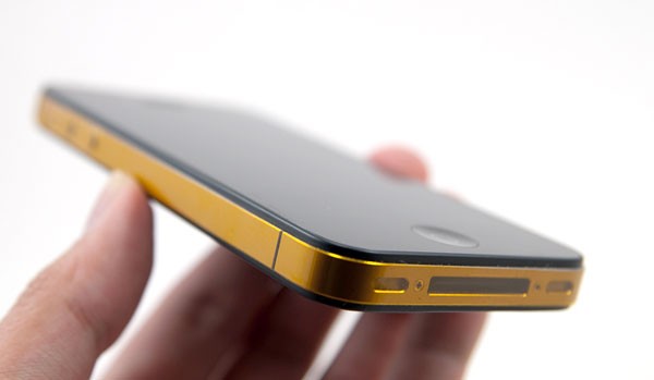 iPhone 4 замена металлической рамки (золото)