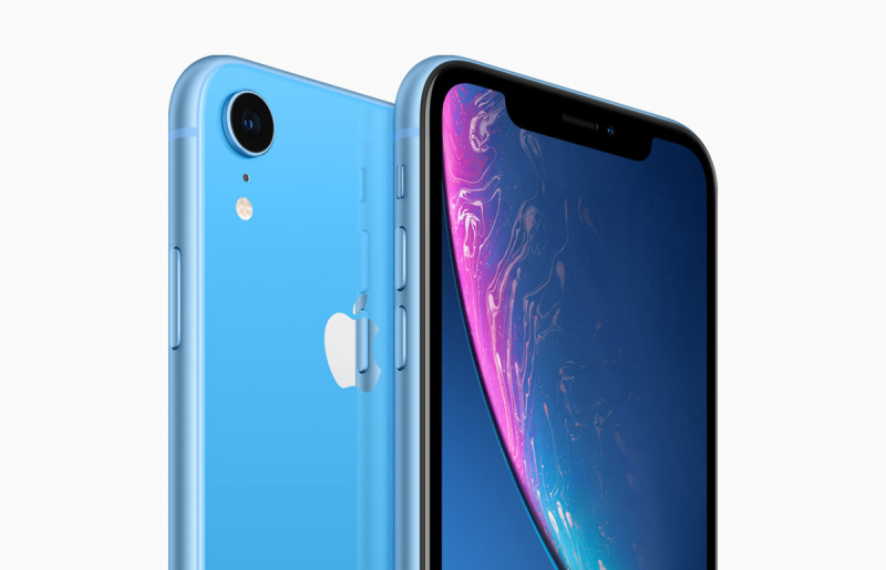 iPhone XR remonts